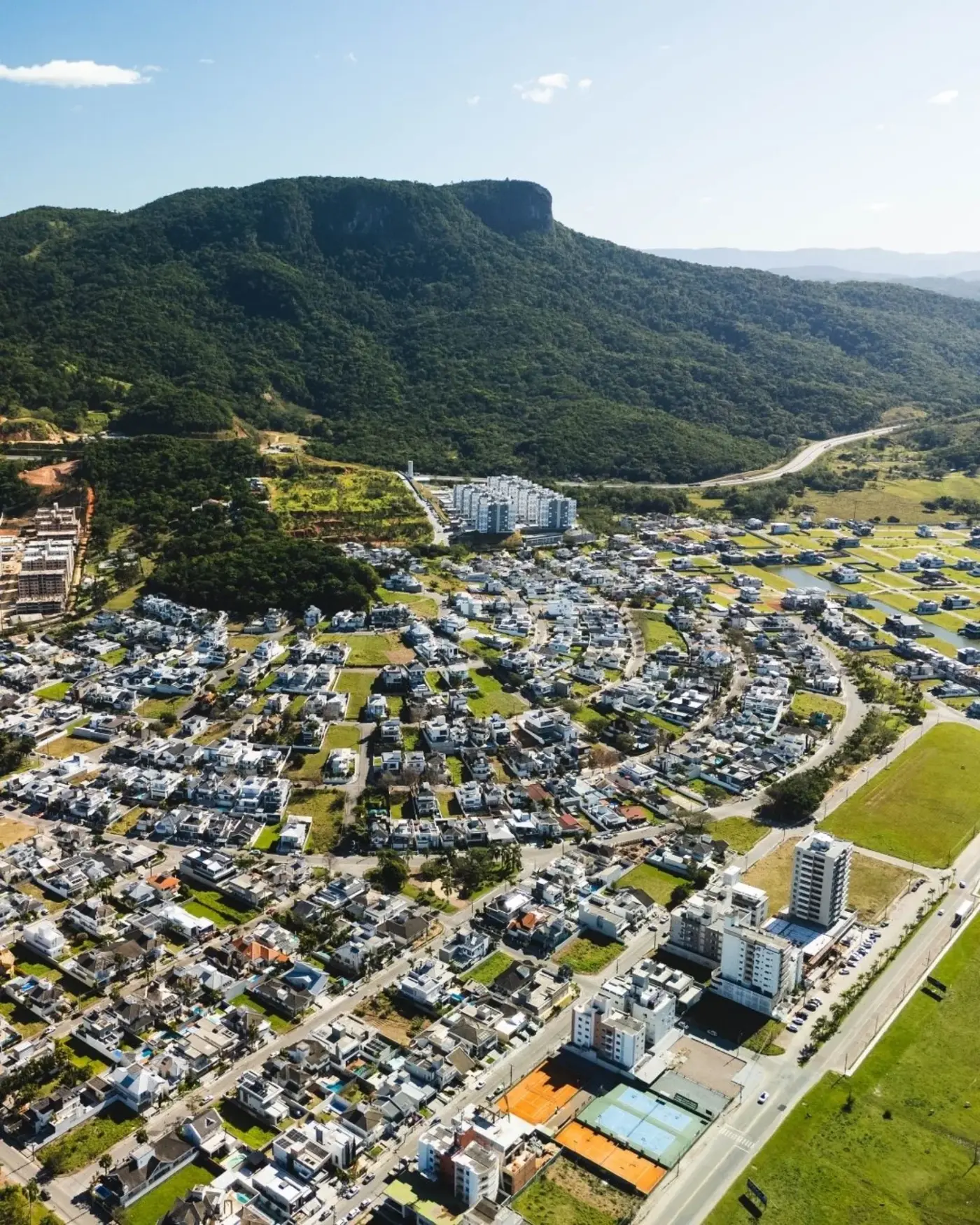 Vista aérea do bairro Pedra Branca, Palhoça SC